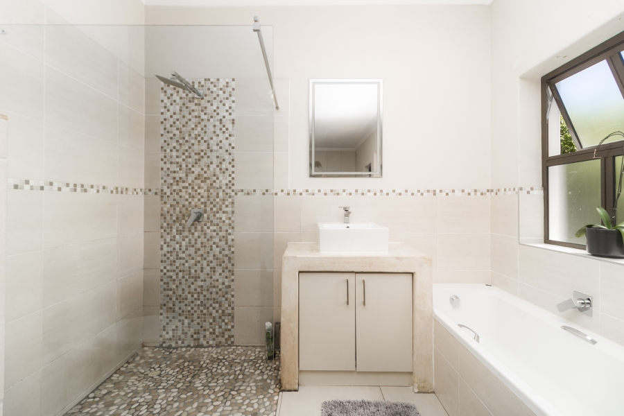 3 Bedroom Property for Sale in Zevenwacht Country Estate Western Cape